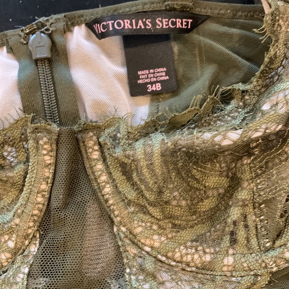 Bodysuits VS - Picture 7 of 13